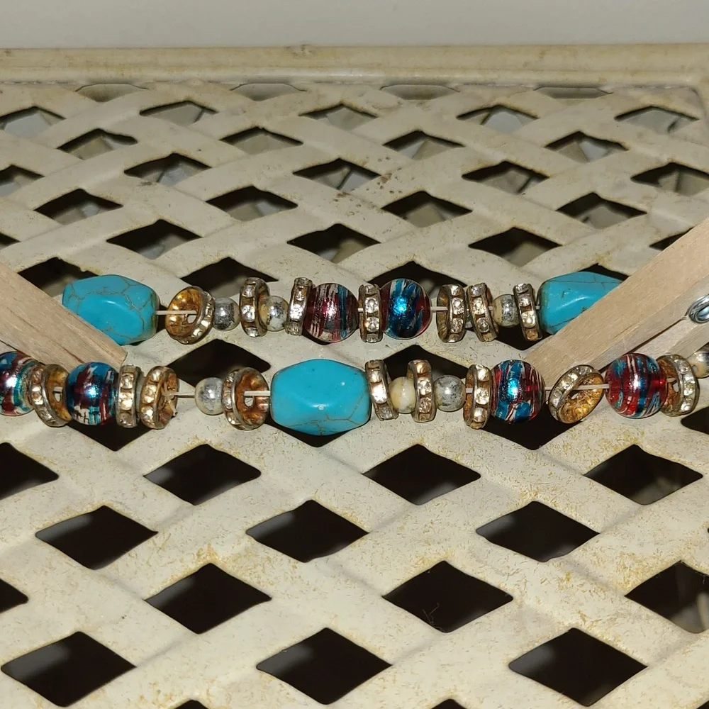 Turquoise and Red Beaded Bracelet - Picture 3 of 5